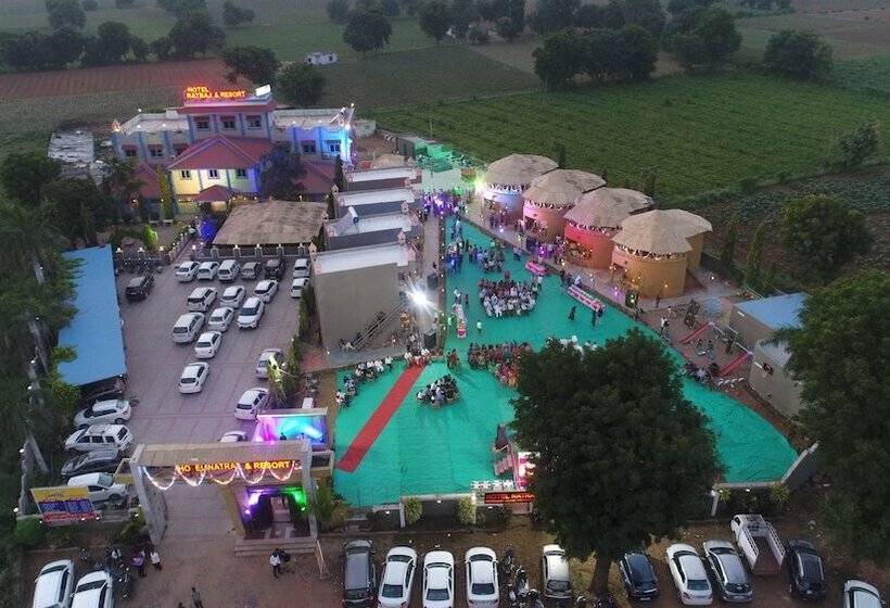 בית מלון כפרי Natraj & Resort