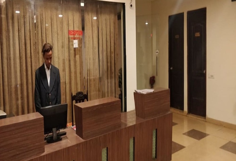 ホテル New York Plaza Una