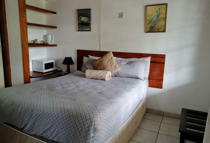 בית מלון כפרי North Coast Gateway