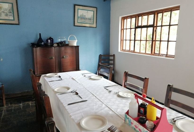 בית מלון כפרי North Coast Gateway