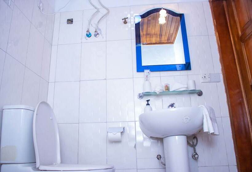 هتل Odjidja Royal Palace