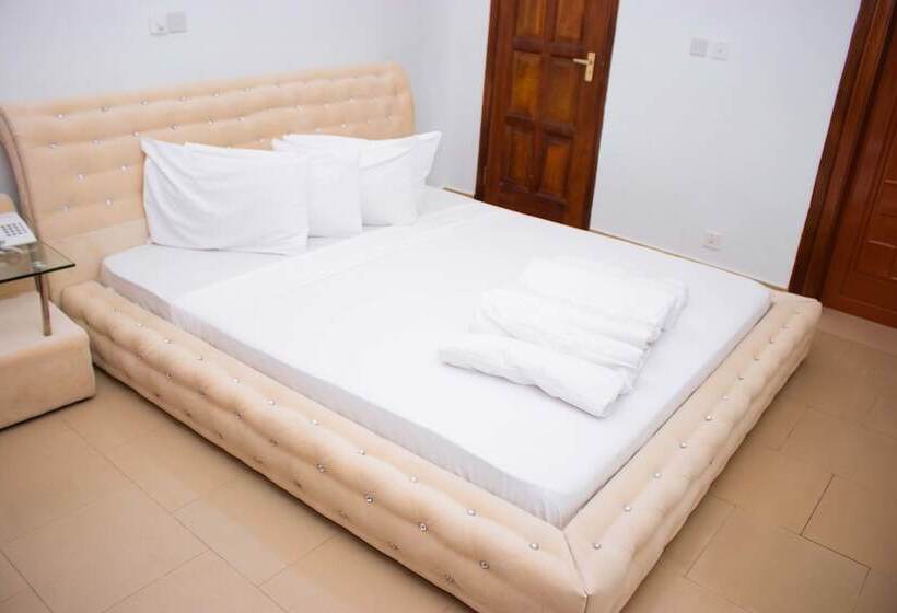 هتل Odjidja Royal Palace