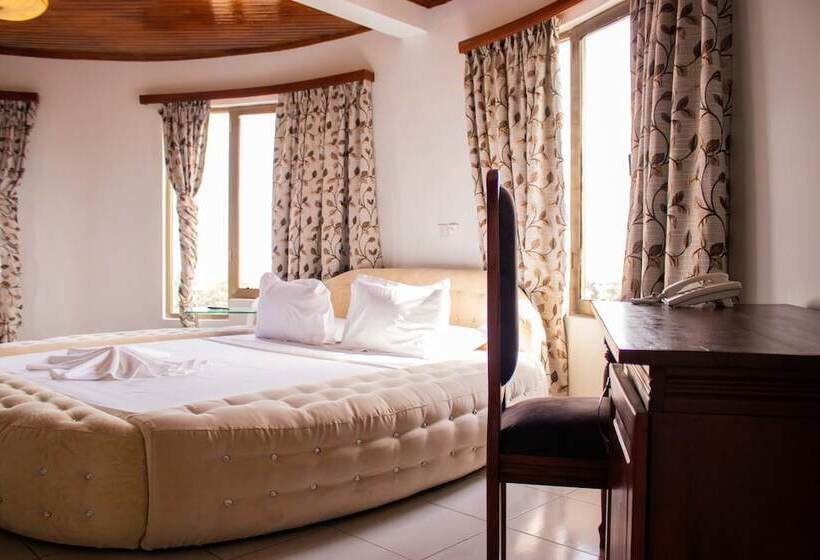 בית מלון כפרי Odjidja Royal Palace