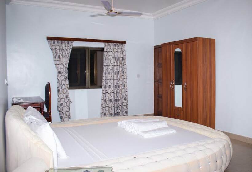 בית מלון כפרי Odjidja Royal Palace