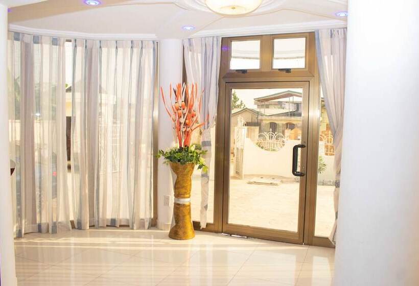 هتل Odjidja Royal Palace