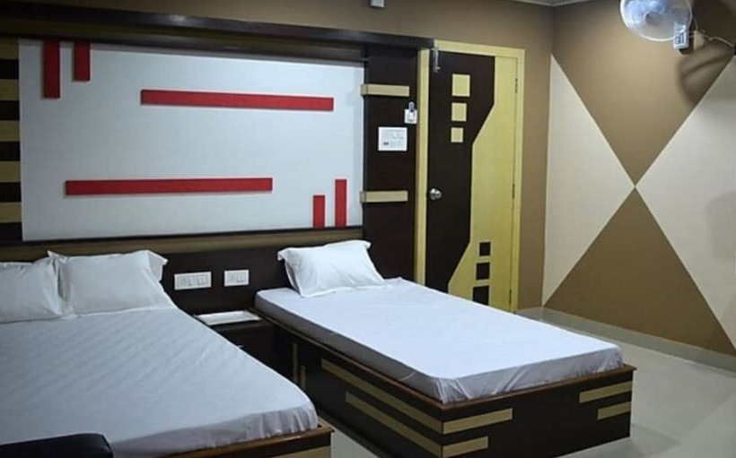 Отель Panchadeep Bhawan Falakata