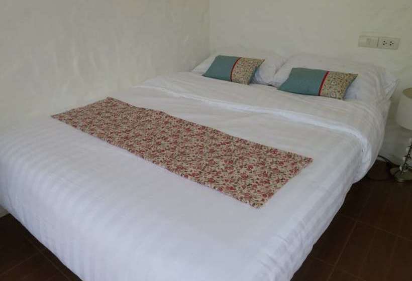 Отель Porploen Hip Resort