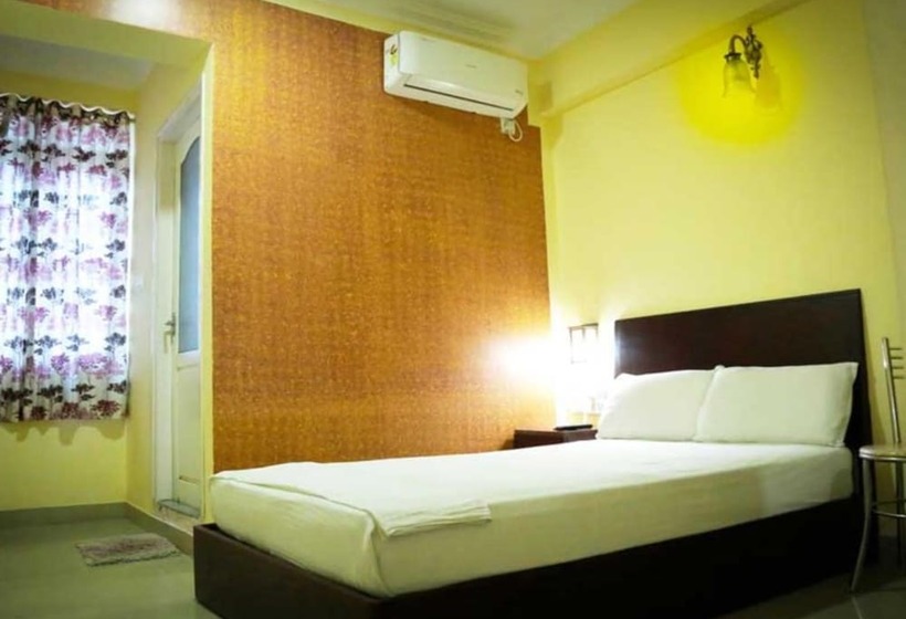 酒店 Raga Residency