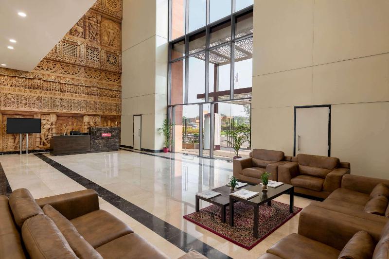 Отель Ramada Encore By Wyndham Statue Of Unity