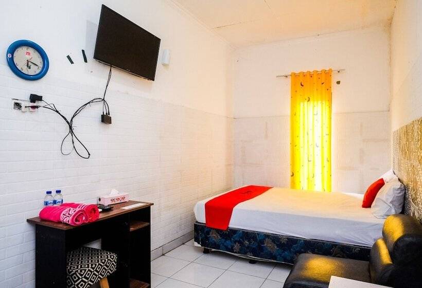 Otel Reddoorz Syariah @ Colomadu 2