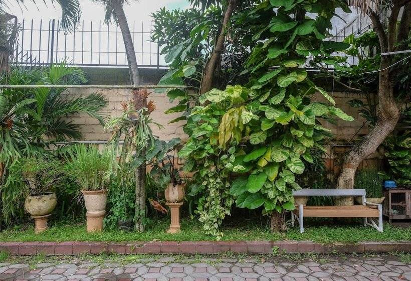 Szálloda Reddoorz Syariah @ Colomadu 2