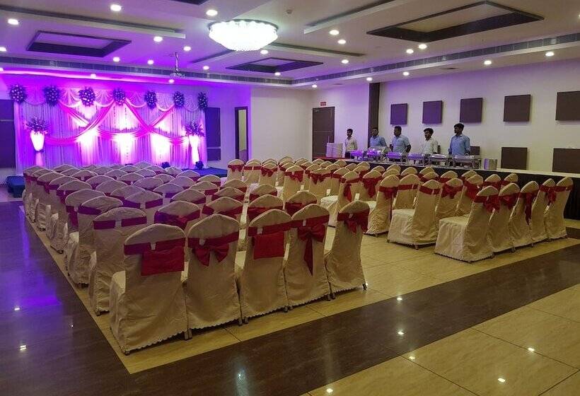 ホテル Redlas Inn