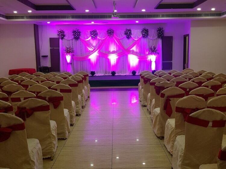 ホテル Redlas Inn