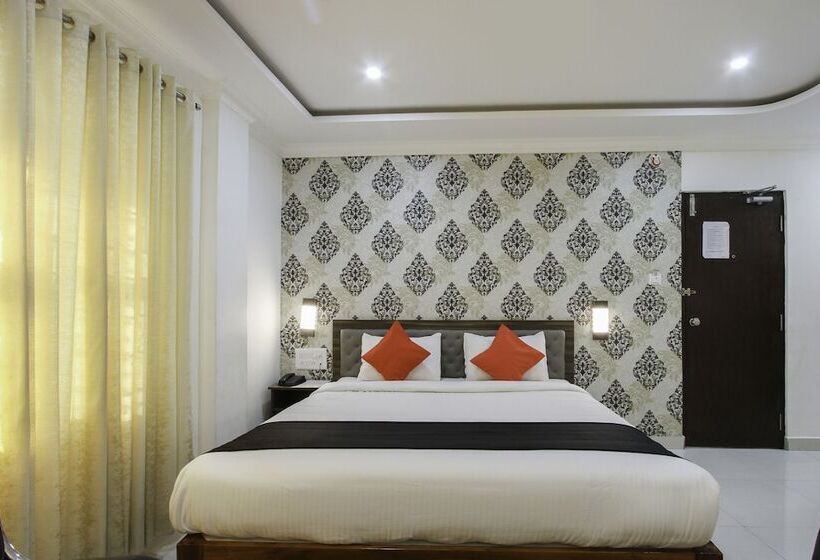 בית מלון כפרי Rich Fort By Oyo Rooms