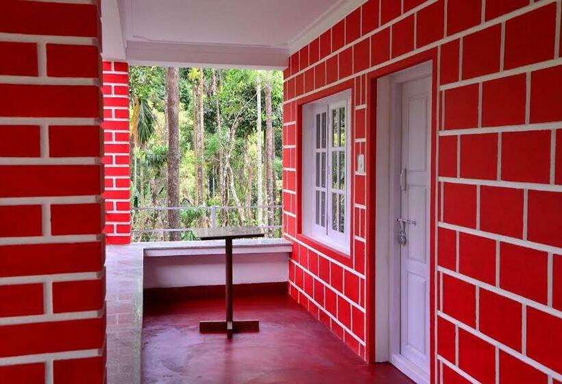 בית מלון כפרי River Near Coorg