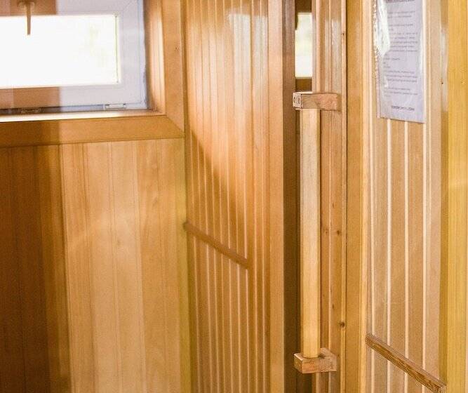 בית מלון כפרי Robinzon