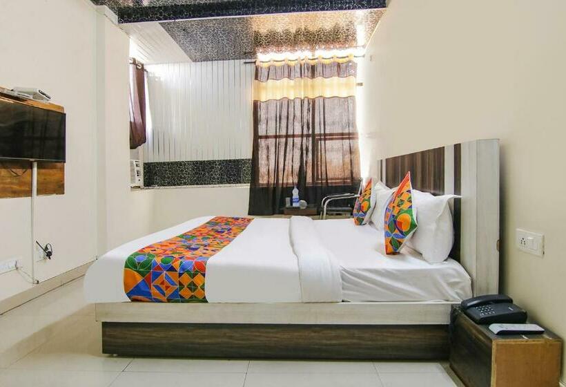 Отель Fabexpress Hc King