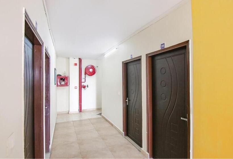 Отель Fabexpress Hc King