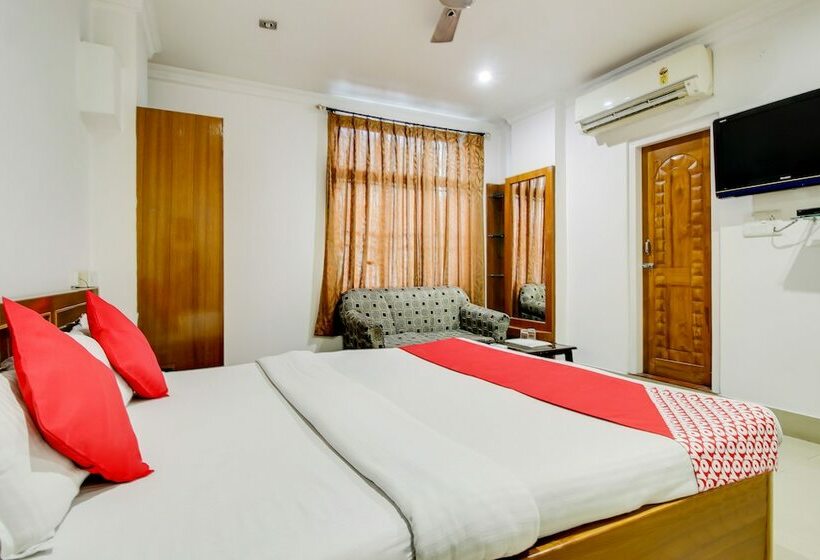 فندق Royal Park By Oyo Rooms