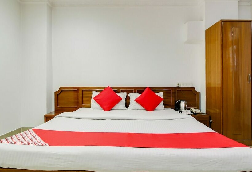 فندق Royal Park By Oyo Rooms