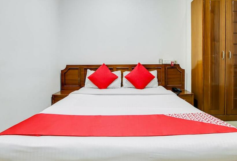 فندق Royal Park By Oyo Rooms