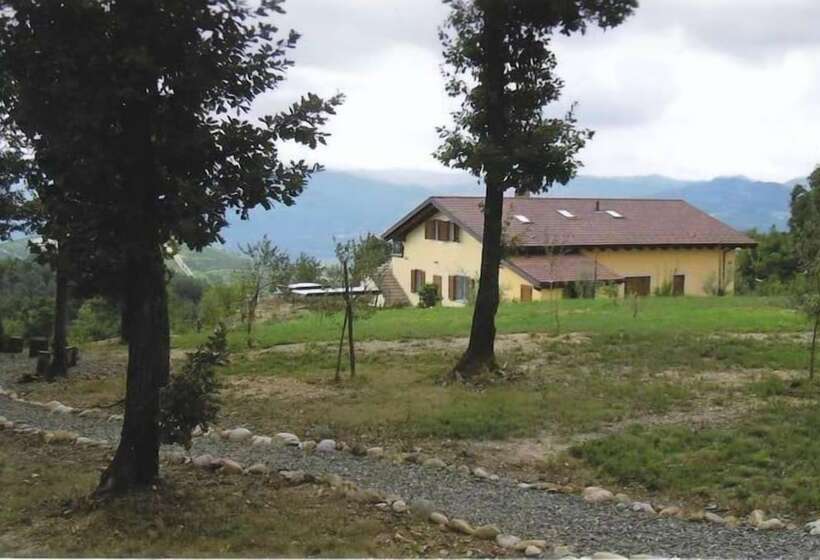 בית מלון כפרי Agriturismo Cascina Aurora