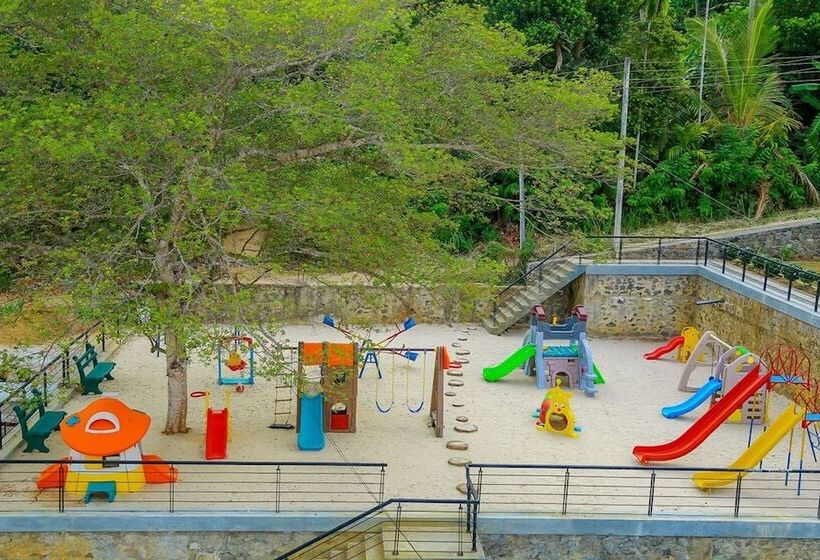 בית מלון כפרי Saru Blue Sapphire