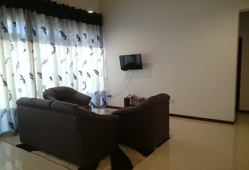 בית מלון כפרי Saru Blue Sapphire