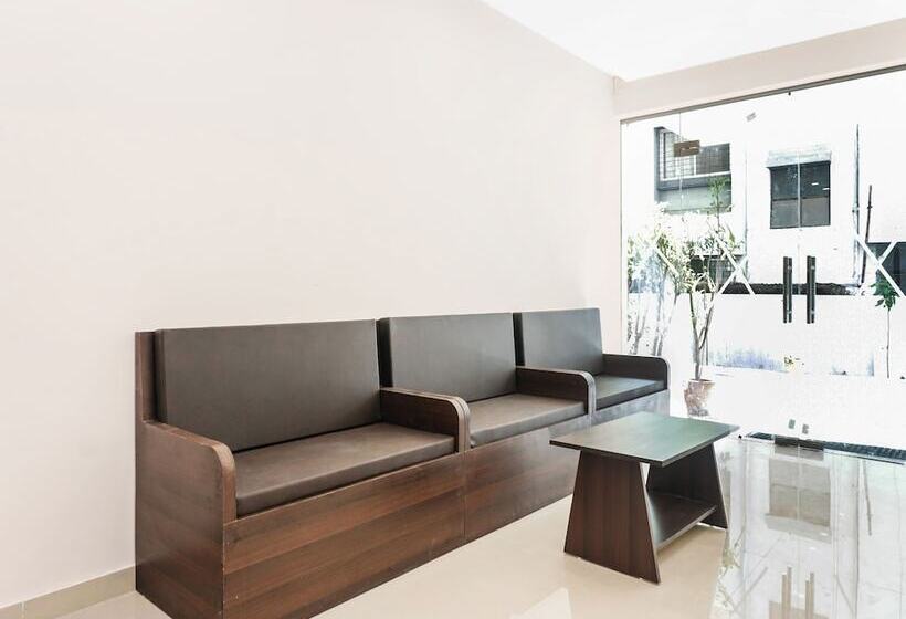 酒店 Seema Residency By Oyo Rooms