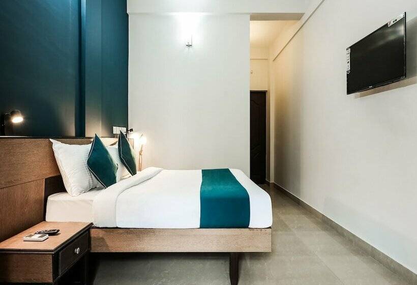 호텔 Silverkey Executive Stays 45762 Accadia Residency