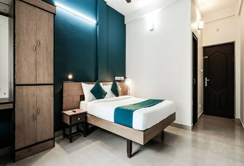 호텔 Silverkey Executive Stays 45762 Accadia Residency