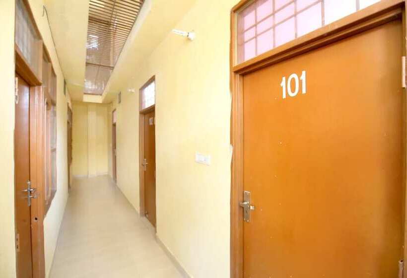 בית מלון כפרי Spot On 37127 Primeland