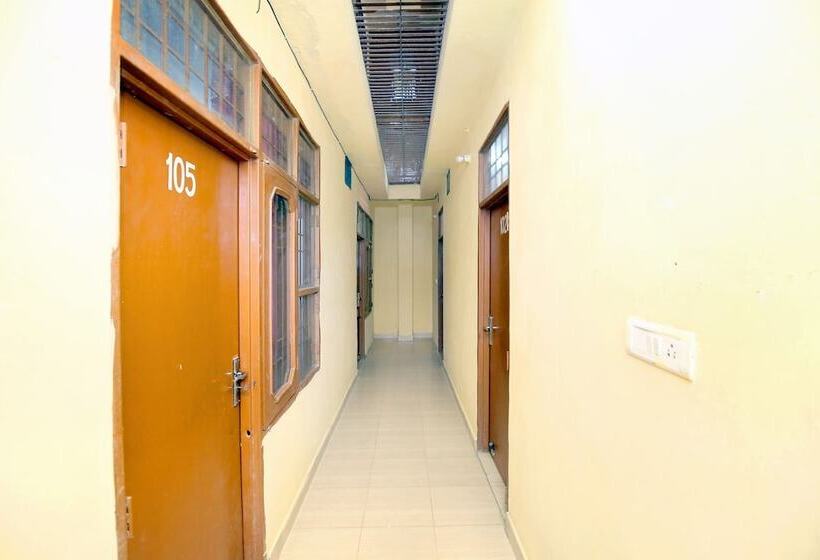 בית מלון כפרי Spot On 37127 Primeland