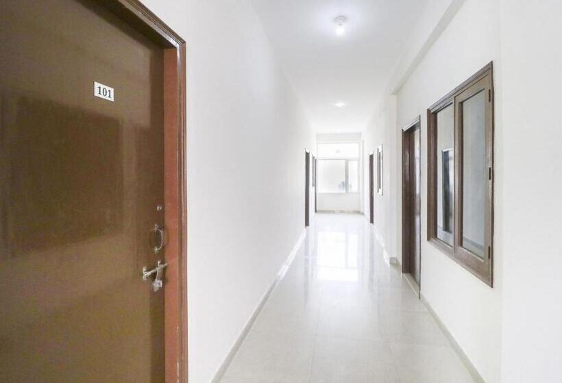 Super Hotel O Spring Woods Suites