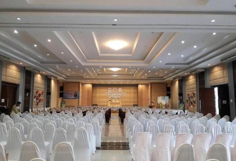 S Tawan Hotel & Convention
