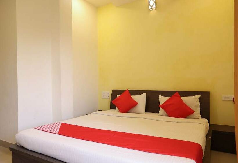 בית מלון כפרי Sunrise N Resorts By Oyo Rooms