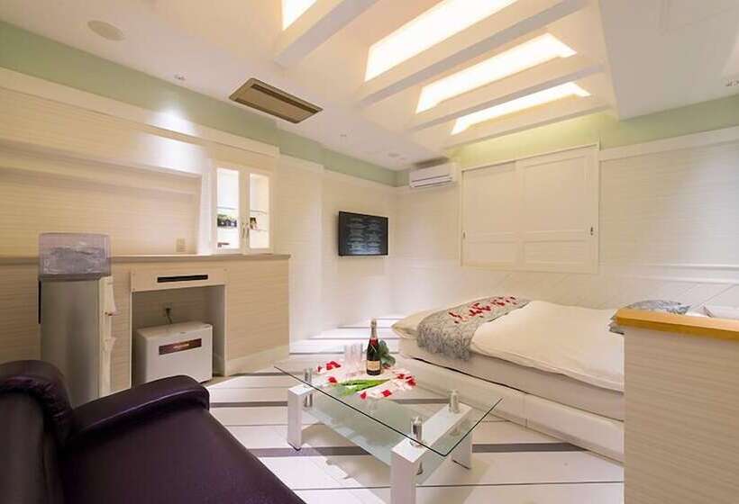 فندق Sweets   Adults Only