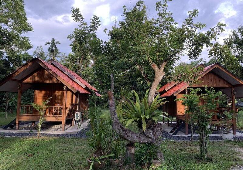 فندق Talaungjit Resort & Garden