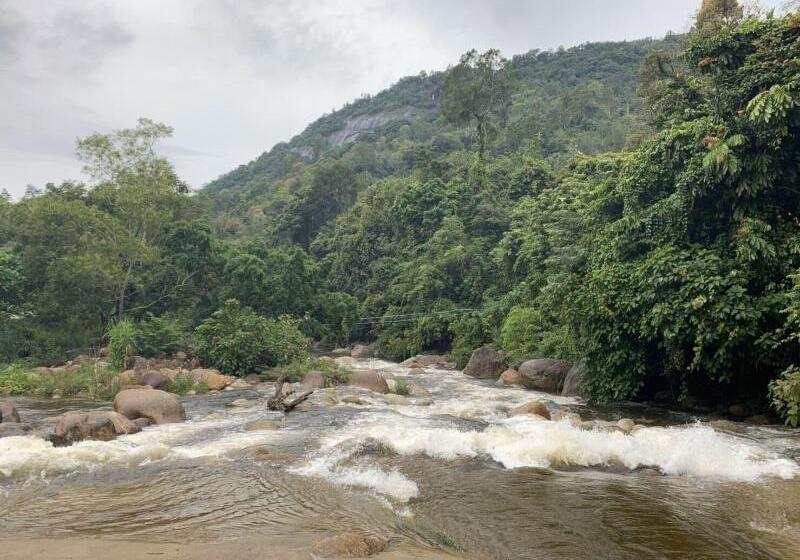 فندق Talaungjit Resort & Garden