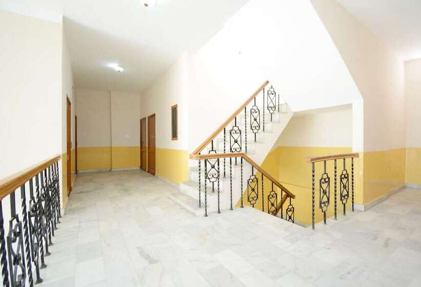 酒店 Tanveer By Oyo Rooms