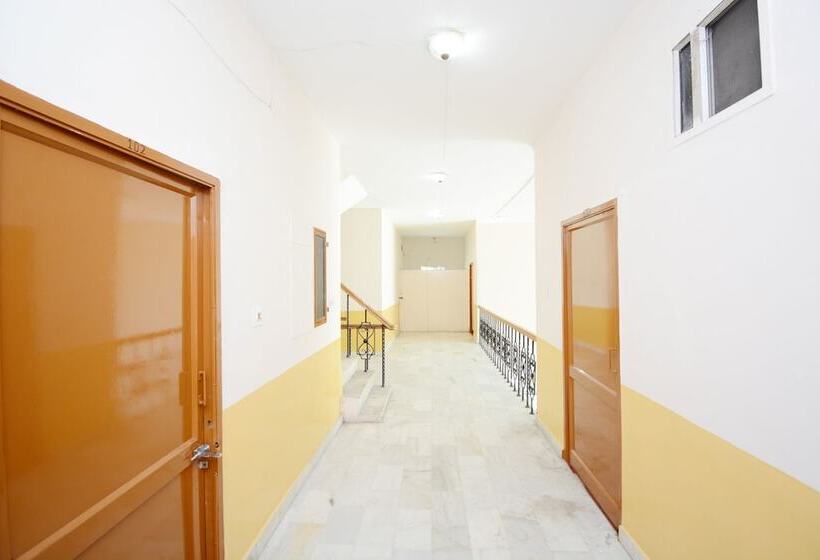 酒店 Tanveer By Oyo Rooms