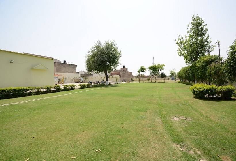 酒店 Tanveer By Oyo Rooms