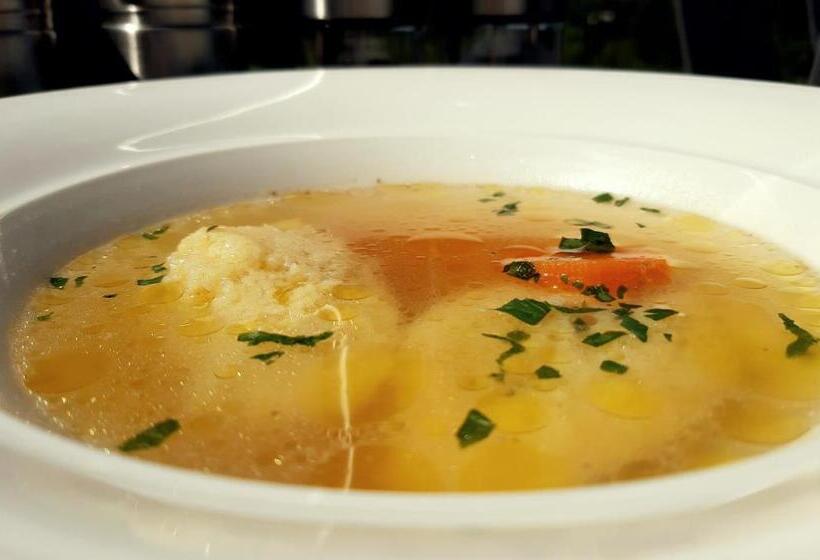 בית מלון כפרי Tesla's Gastro House Plitvice