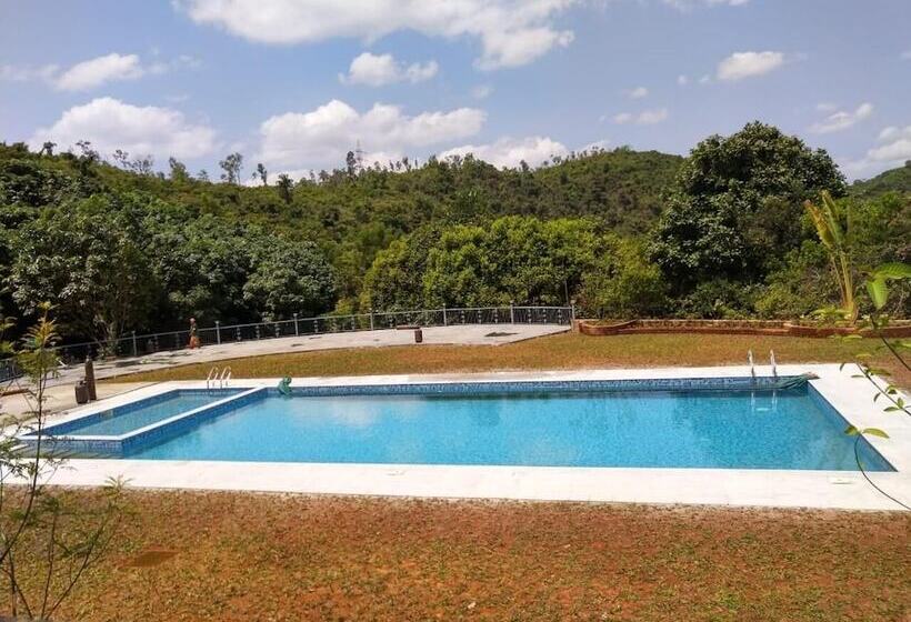 فندق The Estate Resort, Mangalore