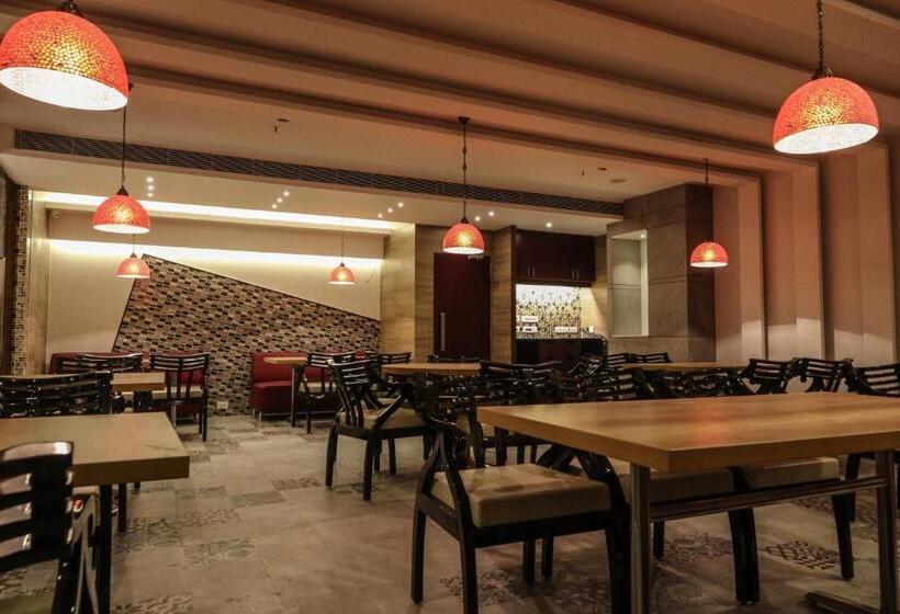 酒店 The Grand Asansol