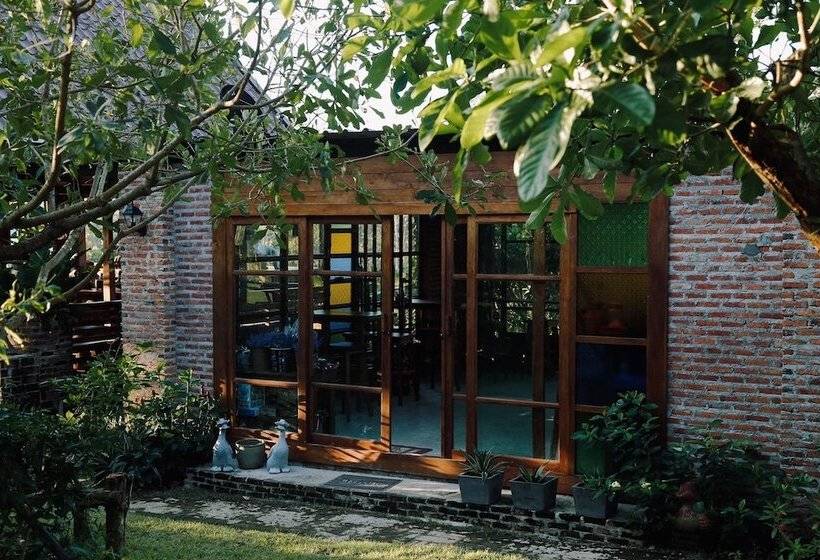 Отель The Nanda Resort