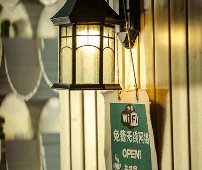 בית מלון כפרי The Sea Resort Sanya Seaview Inn