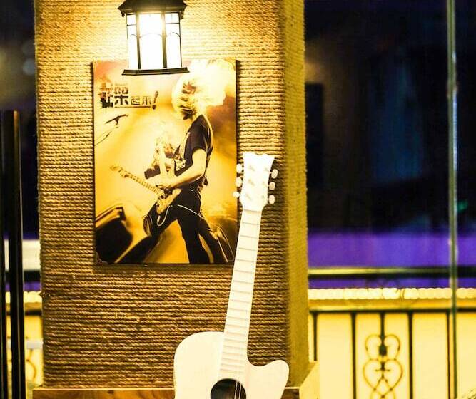 בית מלון כפרי The Sea Resort Sanya Seaview Inn