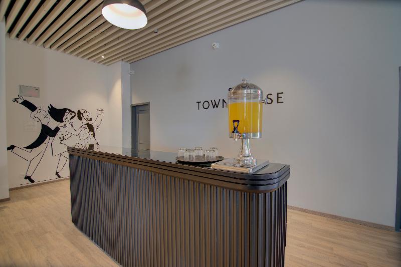 호텔 Townhouse Somani Tc