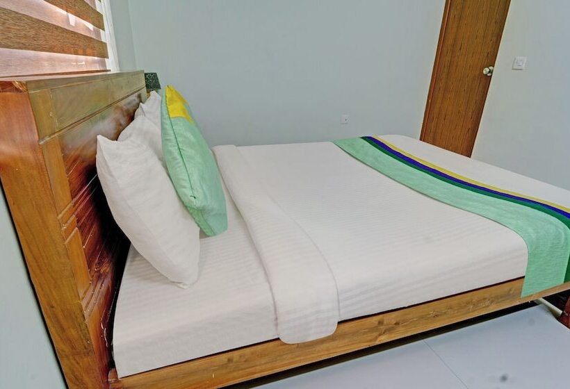 Hotel Treebo Sreepathi Nirmalyam   400 Mtr From Guruvayoor Temple